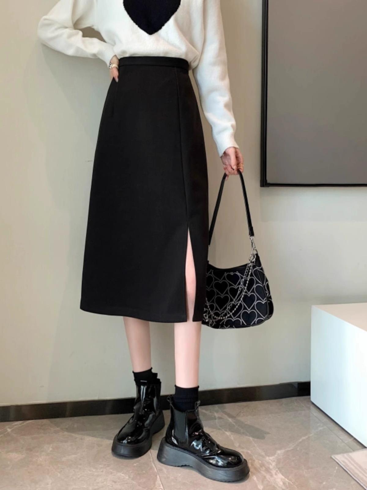 Женская черная узкая юбка миди с высокой талией и разрезом - коллекция весна 2024 г. 4XL чёрный
Женская черная узкая юбка миди с высокой талией и разрезом - коллекция весна 2024 г. 4XL чёрный