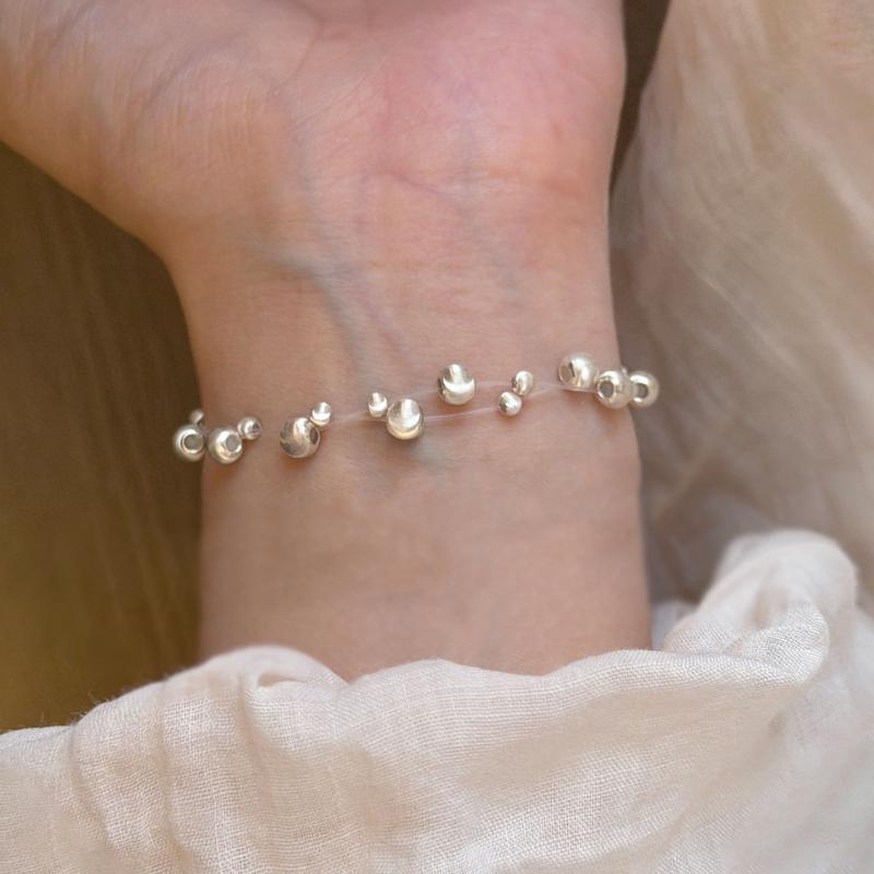 Glossy texture Bracelet New in Gentle Style Frosted Round Beaded Bracelet Simple and High End Hand jewelry Two Piece Sets
Glossy texture Bracelet New in Gentle Style Frosted Round Beaded Bracelet Simple and High End Hand jewelry Two Piece Sets