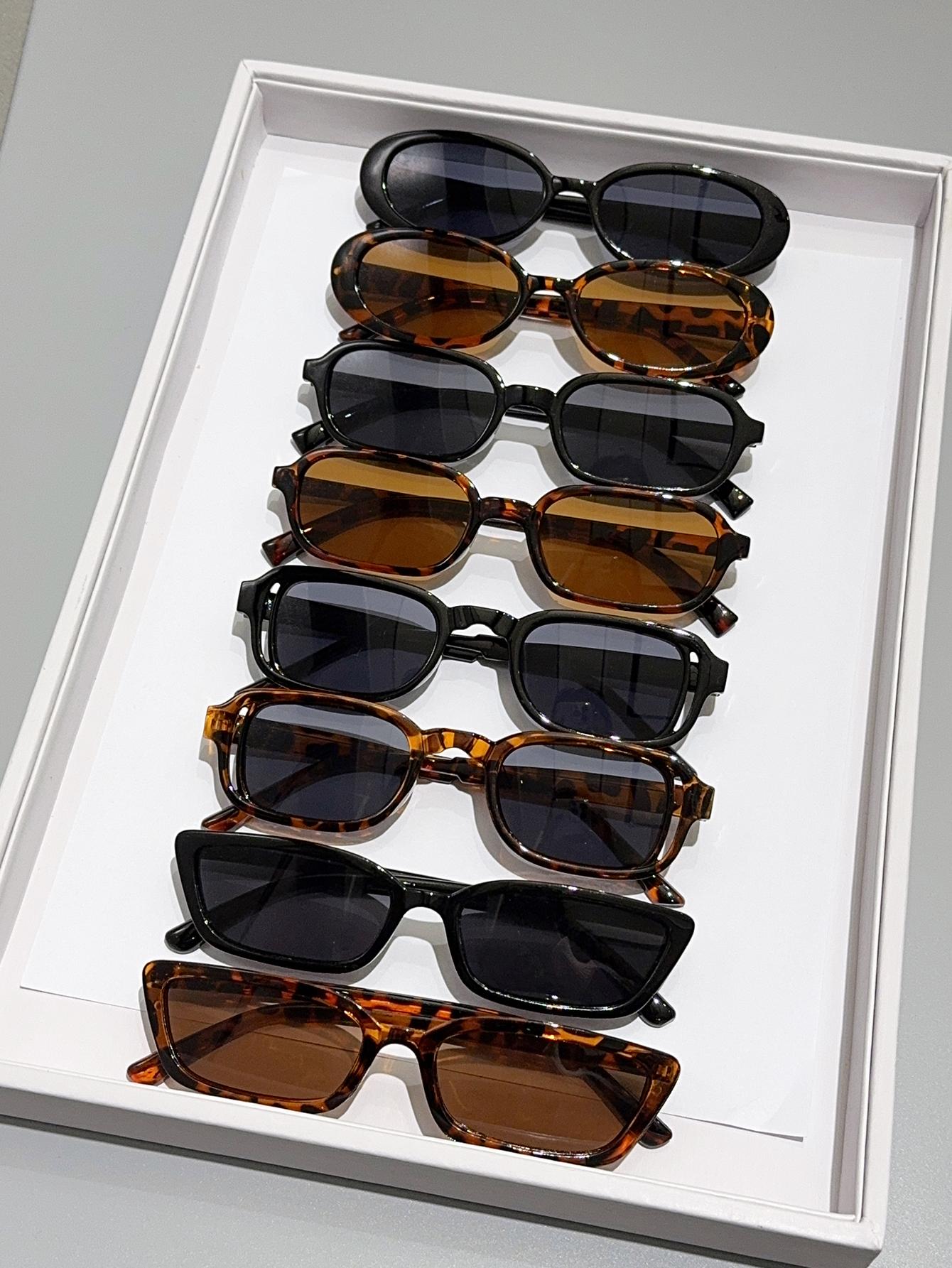 8Pcs Fashion Mixed Small Frame Sunglasses Set Classic Black + Tortoiseshell Style Combination Suitable for Parties and Driving
8Pcs Fashion Mixed Small Frame Sunglasses Set Classic Black + Tortoiseshell Style Combination Suitable for Parties and Driving