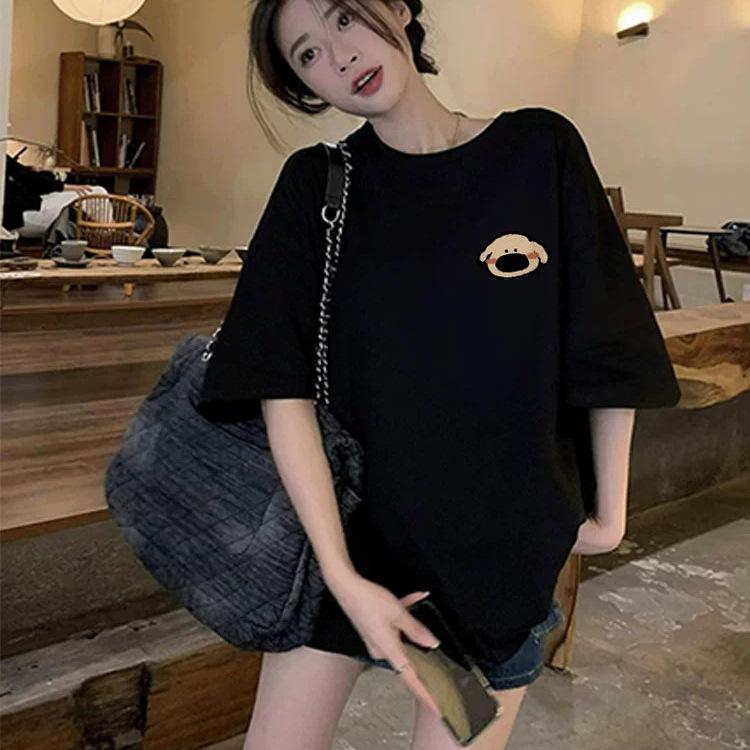 American retro black short-sleeved t-shirt women s loose 2025 new popular loose and thin half-sleeved foreign style top tide XXXL
American retro black short-sleeved t-shirt women s loose 2025 new popular loose and thin half-sleeved foreign style top tide XXXL