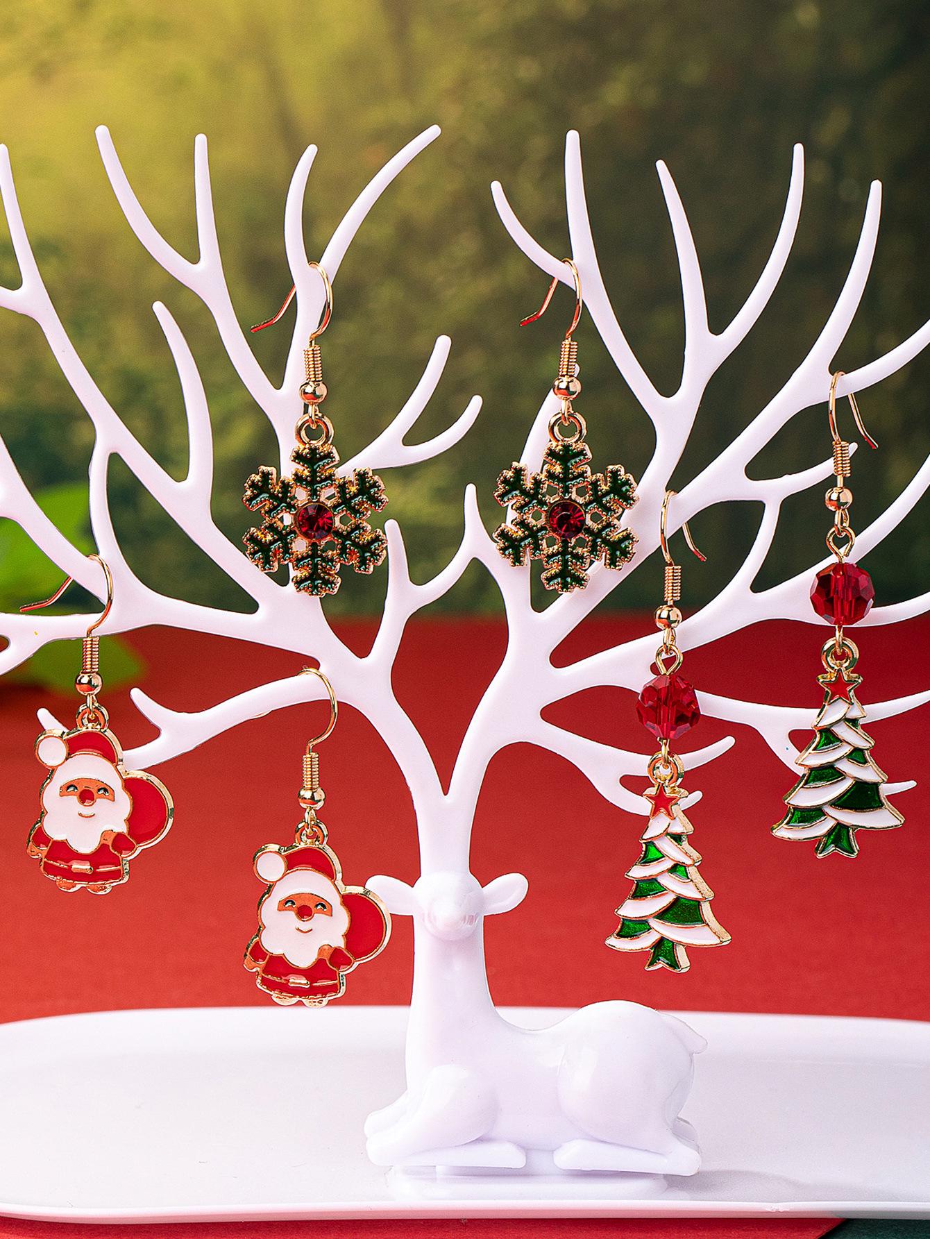 Cartoon Christmas Earrings: Rhinestone Enamel Characters Featuring Santa, Christmas Tree, Snowman, Snowflake, and Angel Accessories
Cartoon Christmas Earrings: Rhinestone Enamel Characters Featuring Santa, Christmas Tree, Snowman, Snowflake, and Angel Accessories