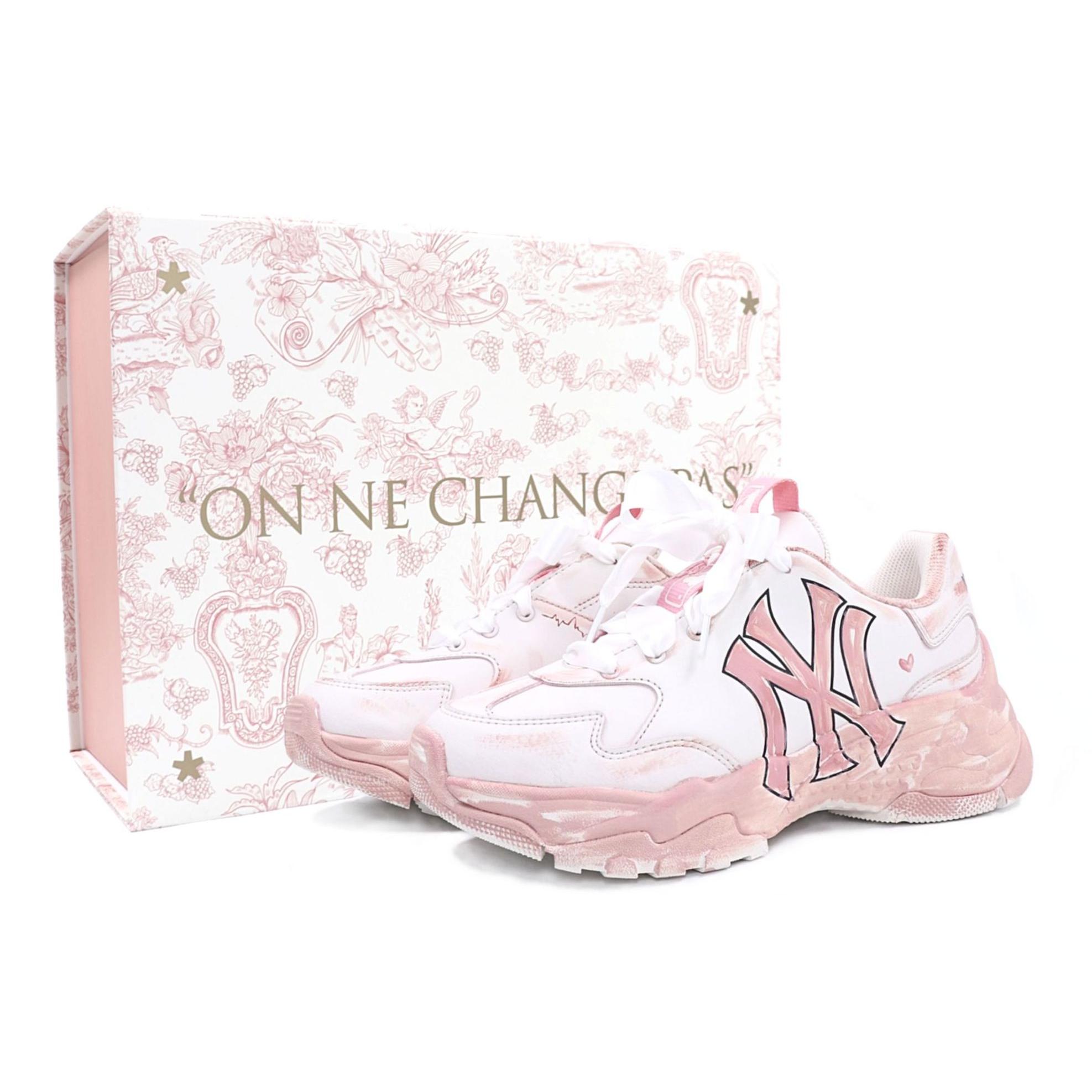MLB Chunky Sneakers Unisex Low top Pink/Light Lilac Pink 32SHC1011-50I(Team25-SBOX) 38
MLB Chunky Sneakers Unisex Low top Pink/Light Lilac Pink 32SHC1011-50I(Team25-SBOX) 38