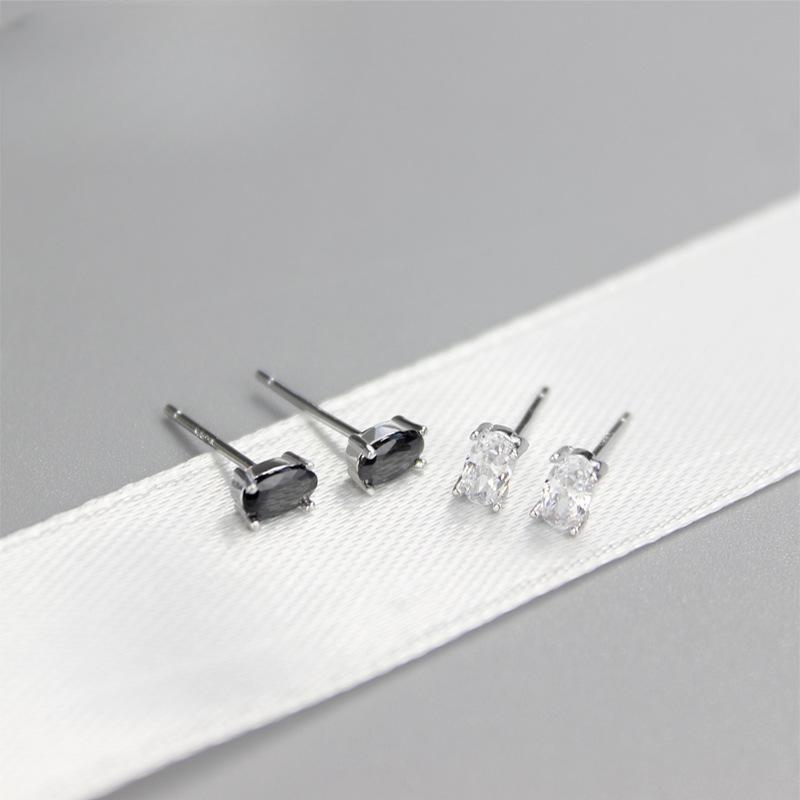 Серьги из стерлингового серебра S925, серьги с четырьмя когтями, модные мужские и женские антиаллергенные украшения для ушей
Серьги из стерлингового серебра S925, серьги с четырьмя когтями, модные мужские и женские антиаллергенные украшения для ушей