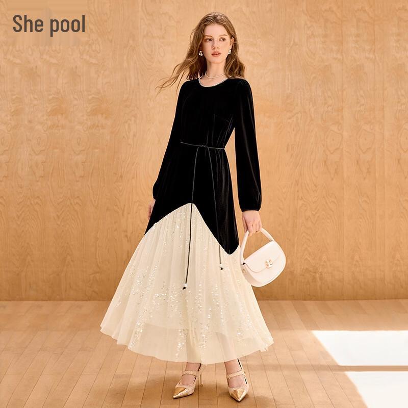 Элегантное бархатное платье с контрастной лоскутной отделкой и длинными рукавами XL
Элегантное бархатное платье с контрастной лоскутной отделкой и длинными рукавами XL