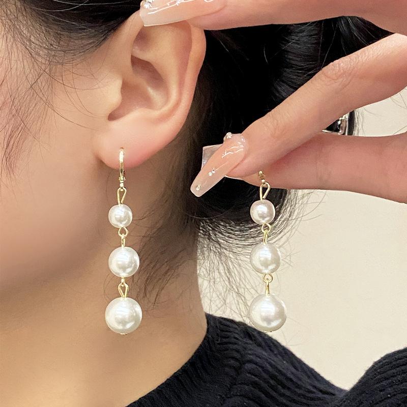 Red White Pearl Long Earrings for Women Wedding Party Elegant Dangle Drop Earrings Imitation Beads Trendy Jewelry Pendientes
Red White Pearl Long Earrings for Women Wedding Party Elegant Dangle Drop Earrings Imitation Beads Trendy Jewelry Pendientes