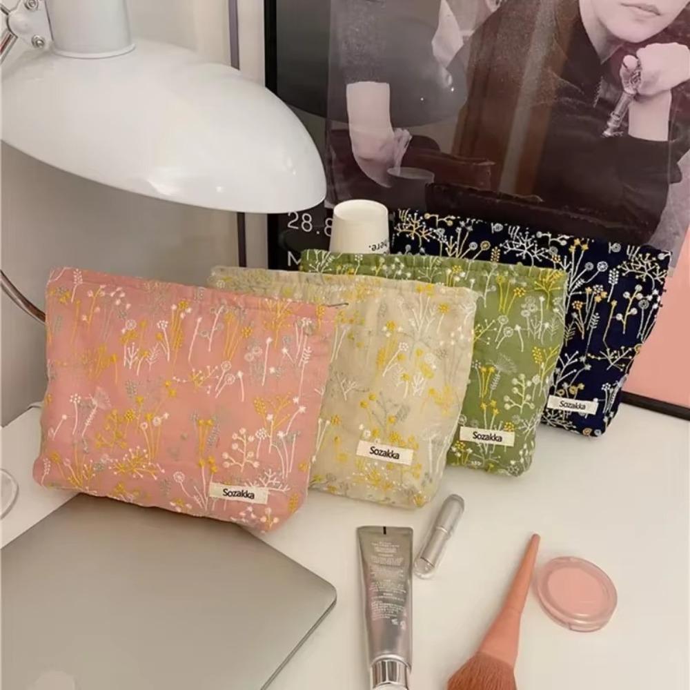 Portable Handbag Vintage Toiletry Bag Multipurpose Women s Cosmetic Bag темно-синього кольору
Portable Handbag Vintage Toiletry Bag Multipurpose Women s Cosmetic Bag темно-синього кольору
