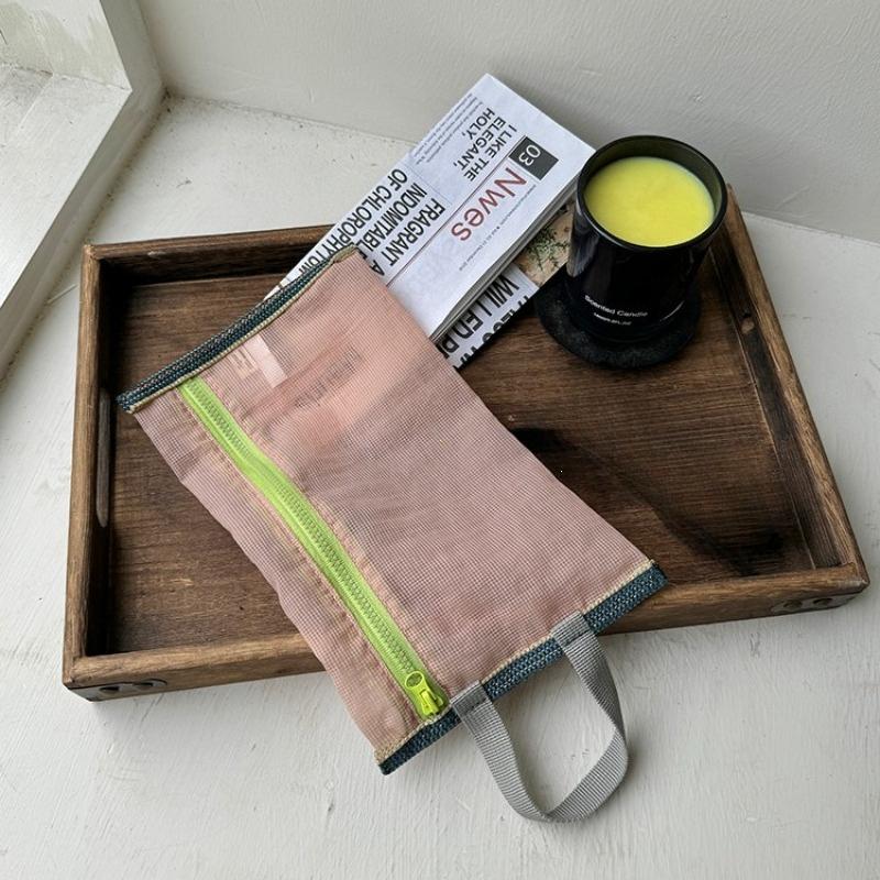 Translucent Mesh Nylon Storage Bag ID Bag Travel Ticket Data Line Pen Storage Portable Thin Foldable Cosmetic Bag Pencil Case 14.5 x 25.5cm
Translucent Mesh Nylon Storage Bag ID Bag Travel Ticket Data Line Pen Storage Portable Thin Foldable Cosmetic Bag Pencil Case 14.5 x 25.5cm