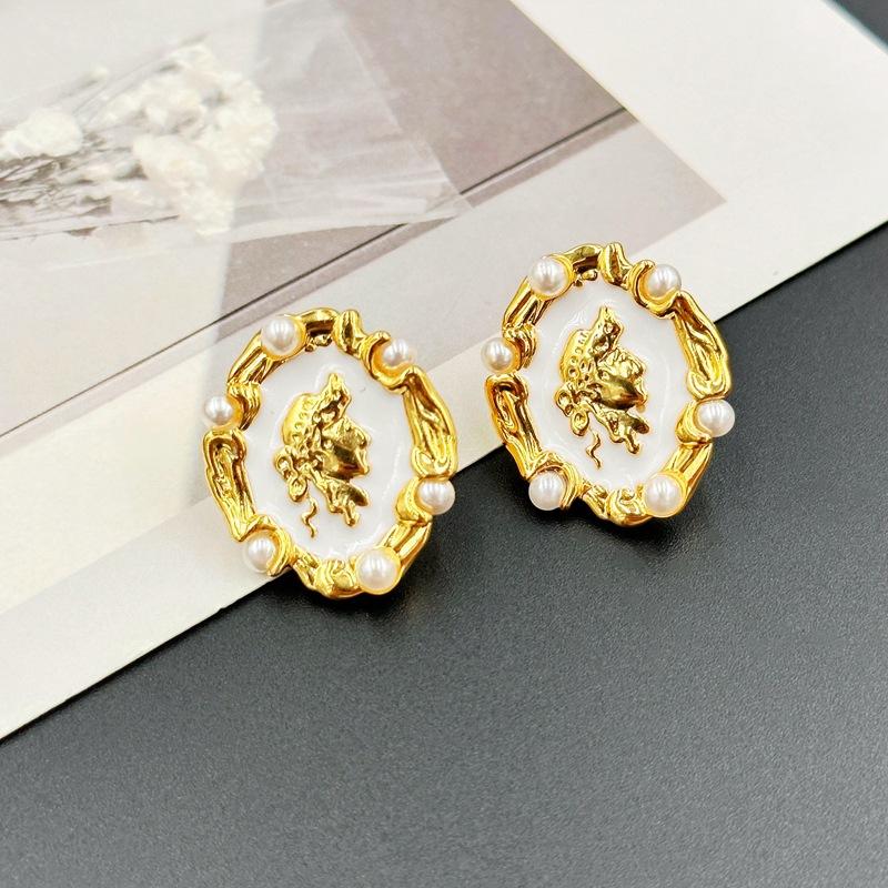 French Retro Black And White Earrings Female Drop Glaze Portrait Stud Earrings Simple белый
French Retro Black And White Earrings Female Drop Glaze Portrait Stud Earrings Simple белый