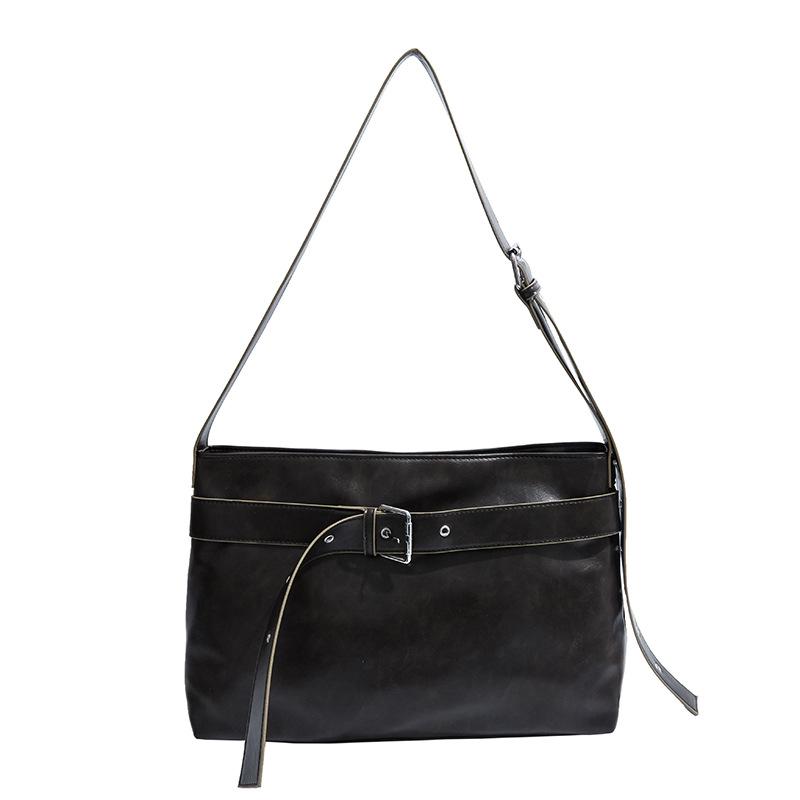 Сумка женская новая на плечо большой вместимости сумка-мессенджер
Сумка женская новая на плечо большой вместимости сумка-мессенджер