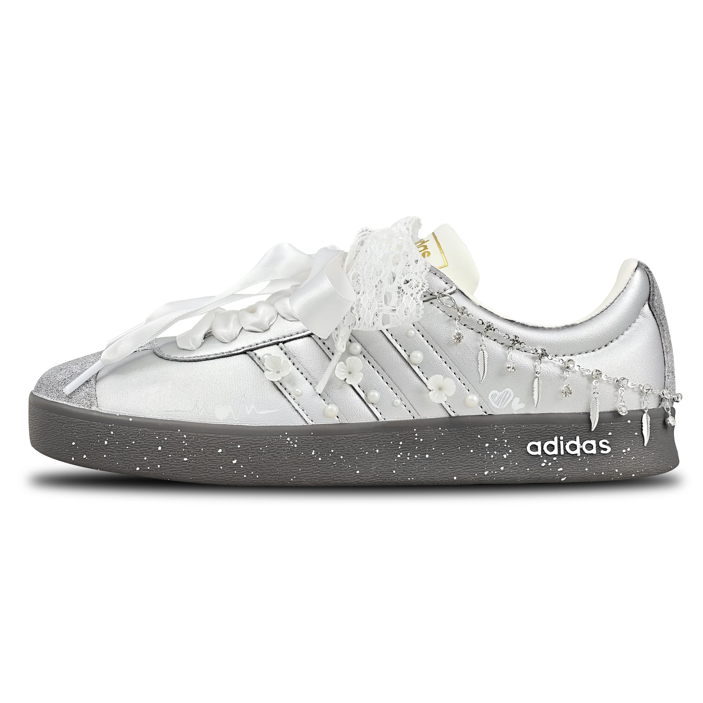 Adidas Vl Court Classic Abrasion Resistant Abrasion Resistant Low top Skateboard Shoes Women s Silver JQ2470(Team58-) 37⅓
Adidas Vl Court Classic Abrasion Resistant Abrasion Resistant Low top Skateboard Shoes Women s Silver JQ2470(Team58-) 37⅓
