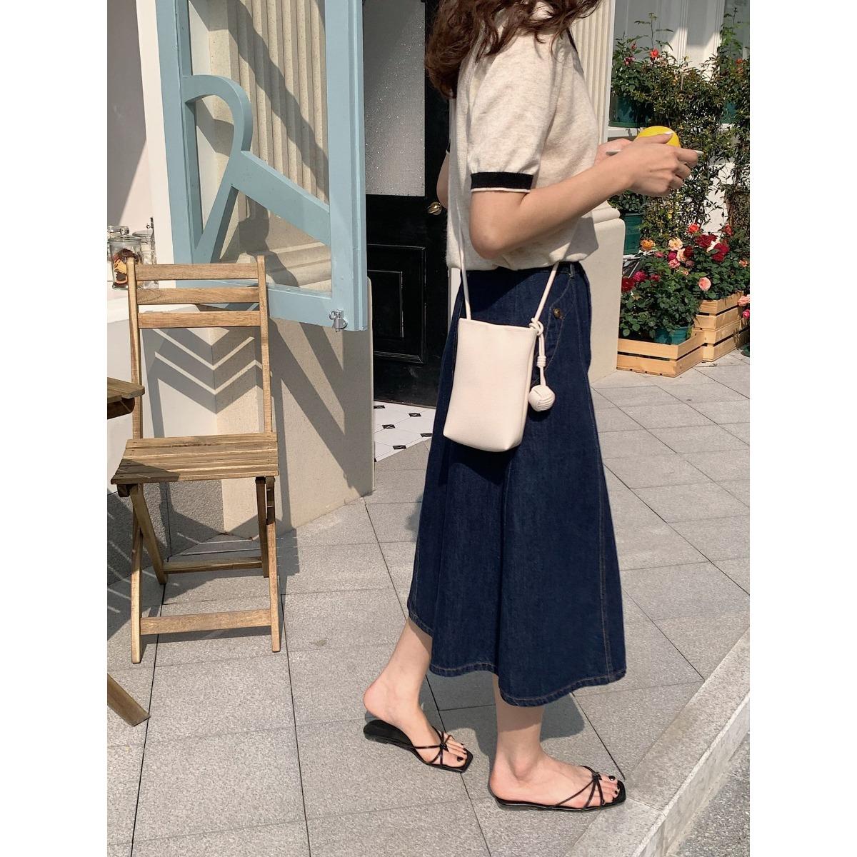 Korean Version of Fashionable Crossbody Bag, High-quality Single Shoulder Women s Bag, Versatile Crossbody, Lightweight Mobile Phone Bag белый
Korean Version of Fashionable Crossbody Bag, High-quality Single Shoulder Women s Bag, Versatile Crossbody, Lightweight Mobile Phone Bag белый