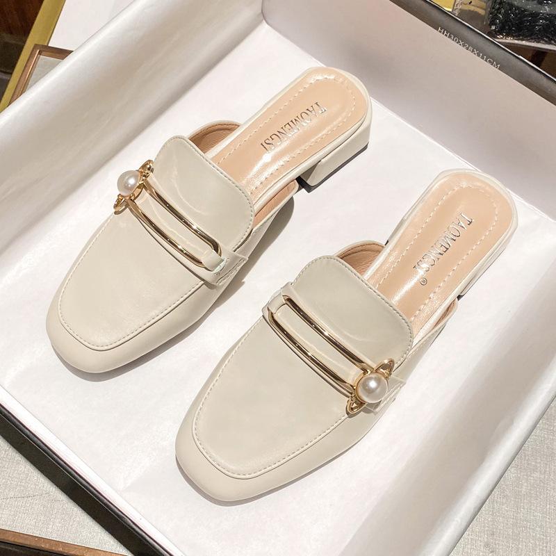 Baotou half slippers women s new heelless lazy people wear thick heels large size women s shoes 35
Baotou half slippers women s new heelless lazy people wear thick heels large size women s shoes 35
