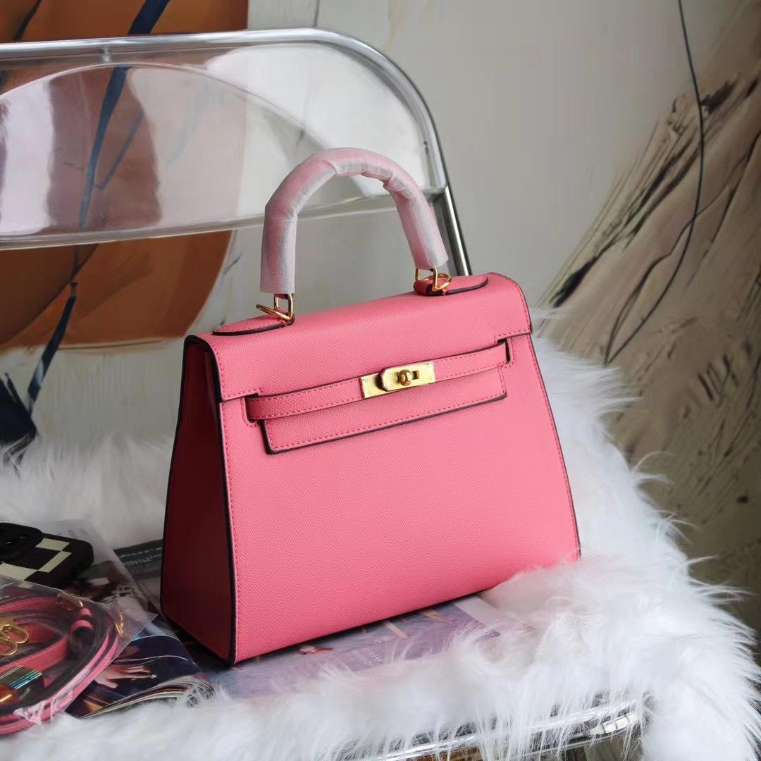 Сумка Kelli натуральна шкіра 2025 нова жіноча сумка ручна високого класу ручної роботи одноплечова крос-боді портативна жіноча сумка 22*7*16 рожевий
Сумка Kelli натуральна шкіра 2025 нова жіноча сумка ручна високого класу ручної роботи одноплечова крос-боді портативна жіноча сумка 22*7*16 рожевий