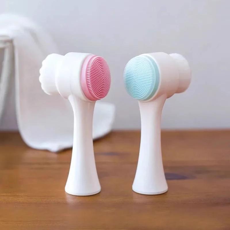 Softer Silicone Face Cleansing and Massage Brush - Dual-Sided for Deep Clean and Blackhead Removal
Softer Silicone Face Cleansing and Massage Brush - Dual-Sided for Deep Clean and Blackhead Removal