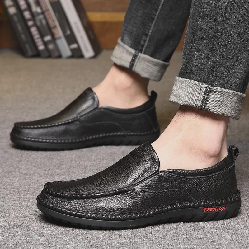 Men s Casual Leather Moccasins: Breathable Cowhide Flats for Middle-Aged and Elderly 40 чорний
Men s Casual Leather Moccasins: Breathable Cowhide Flats for Middle-Aged and Elderly 40 чорний