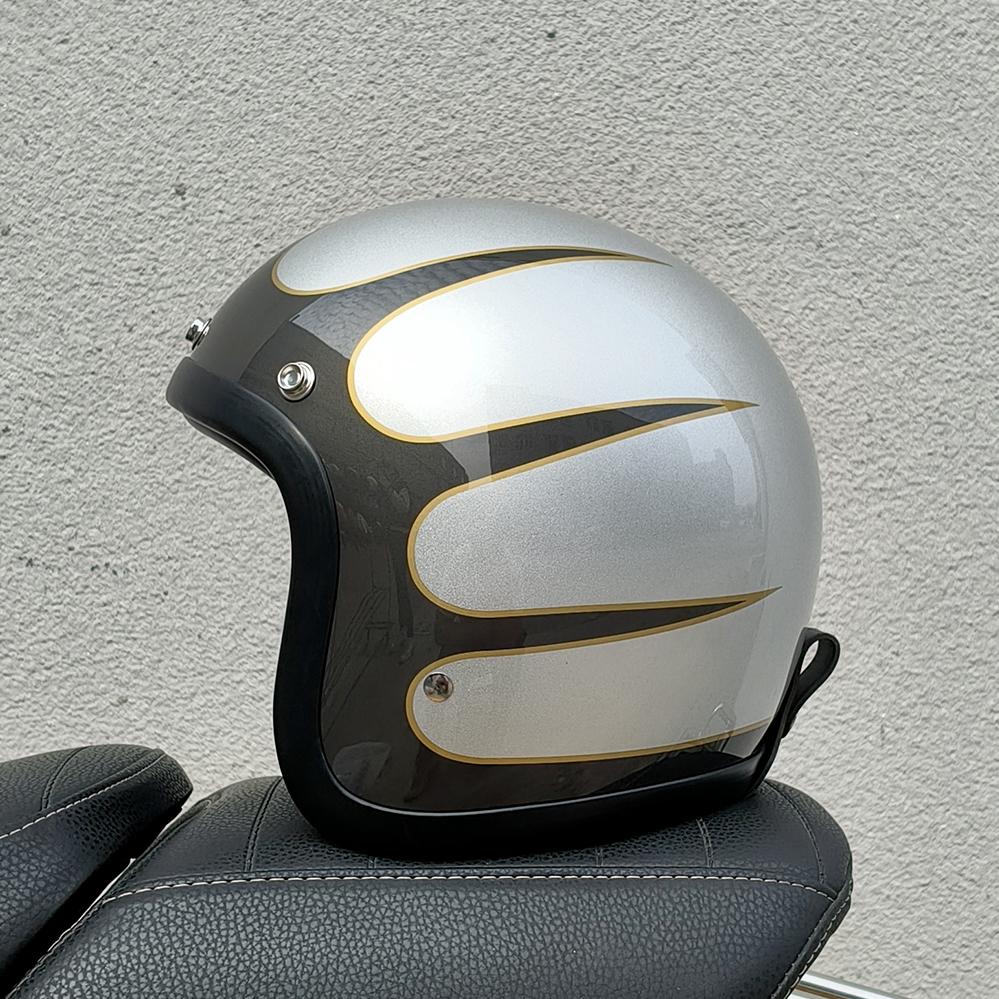 Вінтажні TT&COCASCOS 3/4 Відкритий Шолом Jet Cafe Racer Вінтажний 500TX Мотошолом Катання на Скутері Мотоциклі Cascos L
Вінтажні TT&COCASCOS 3/4 Відкритий Шолом Jet Cafe Racer Вінтажний 500TX Мотошолом Катання на Скутері Мотоциклі Cascos L