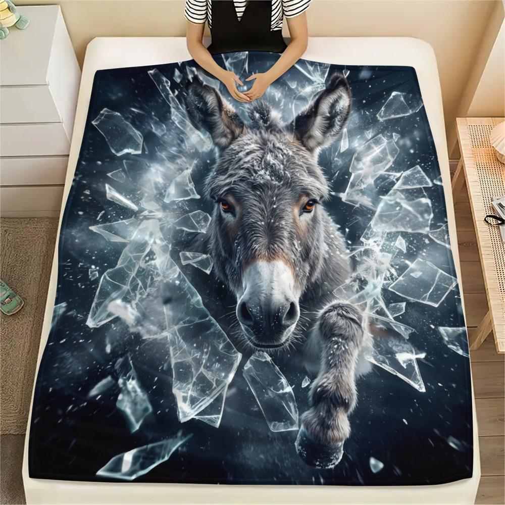 1PC Animal Photos Print Flannel Blanket, High quality All Seasons, Home Decor, Warmth and Comfort, Perfect for Christmas Gifts 80cm x 120cm
1PC Animal Photos Print Flannel Blanket, High quality All Seasons, Home Decor, Warmth and Comfort, Perfect for Christmas Gifts 80cm x 120cm