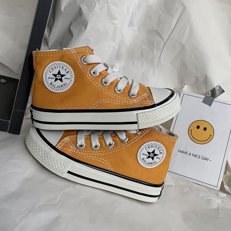 Дитячі полотняні туфлі Осінь 2025: Високі та низькі кеди для хлопчиків та дівчаток, корейський стиль, м яка підошва, модні дитячі кросівки (Розміри S, M, L). 29
Дитячі полотняні туфлі Осінь 2025: Високі та низькі кеди для хлопчиків та дівчаток, корейський стиль, м яка підошва, модні дитячі кросівки (Розміри S, M, L). 29