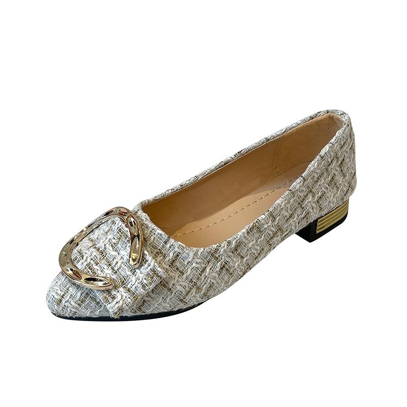 Модные весенне-осенние повседневные туфли-балетки, модный острый носок, удобные, нескользящие, износостойкие, простые, с металлическим декором, женские туфли 42 белый
Модные весенне-осенние повседневные туфли-балетки, модный острый носок, удобные, нескользящие, износостойкие, простые, с металлическим декором, женские туфли 42 белый