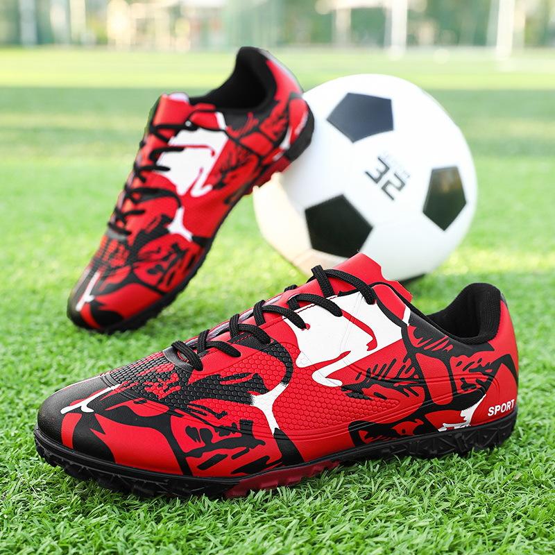 Short nail training football shoes low top leather surface broken nail football sports shoes low top youth sneakers large size 37
Short nail training football shoes low top leather surface broken nail football sports shoes low top youth sneakers large size 37