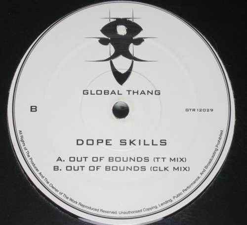 12inch Record DOPE SKILLZ - Out Of Bounds GTR12029 Global Thang 2001 UK Dance & Electronica Used
12inch Record DOPE SKILLZ - Out Of Bounds GTR12029 Global Thang 2001 UK Dance & Electronica Used