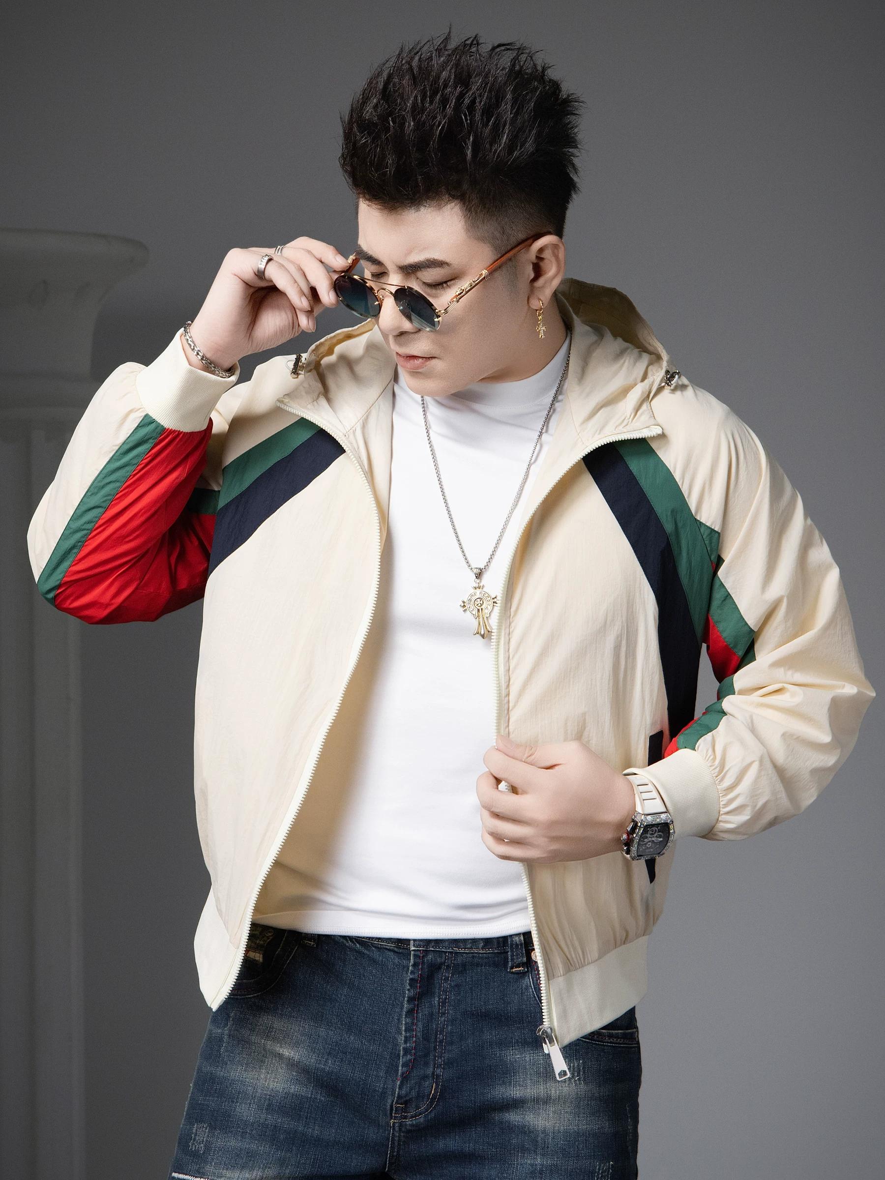 European Station 2025 New Trendy Brand Multi-Color Patchwork Hooded Jacket Men s Autumn Fashion Casual Top for Men 5XL грязно-белый
European Station 2025 New Trendy Brand Multi-Color Patchwork Hooded Jacket Men s Autumn Fashion Casual Top for Men 5XL грязно-белый