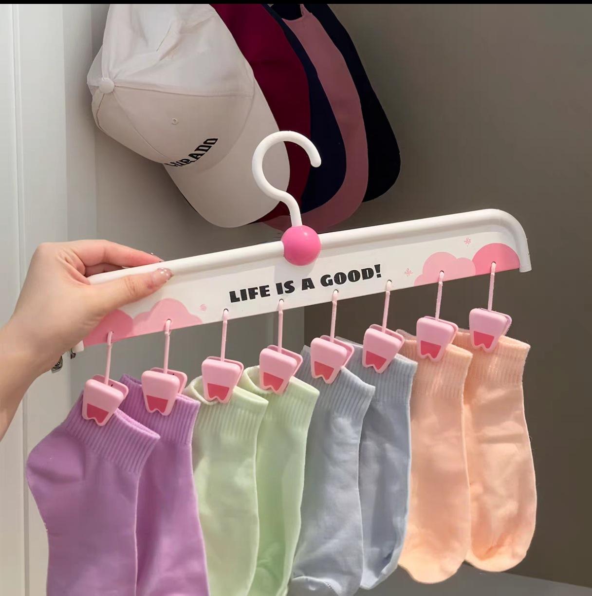 Cute Cartoon Bear Clothes Pegs Multi-Clip Drying Rack Dormitory Balcony Hanger Multifunctional Baby Sock Hanger
Cute Cartoon Bear Clothes Pegs Multi-Clip Drying Rack Dormitory Balcony Hanger Multifunctional Baby Sock Hanger