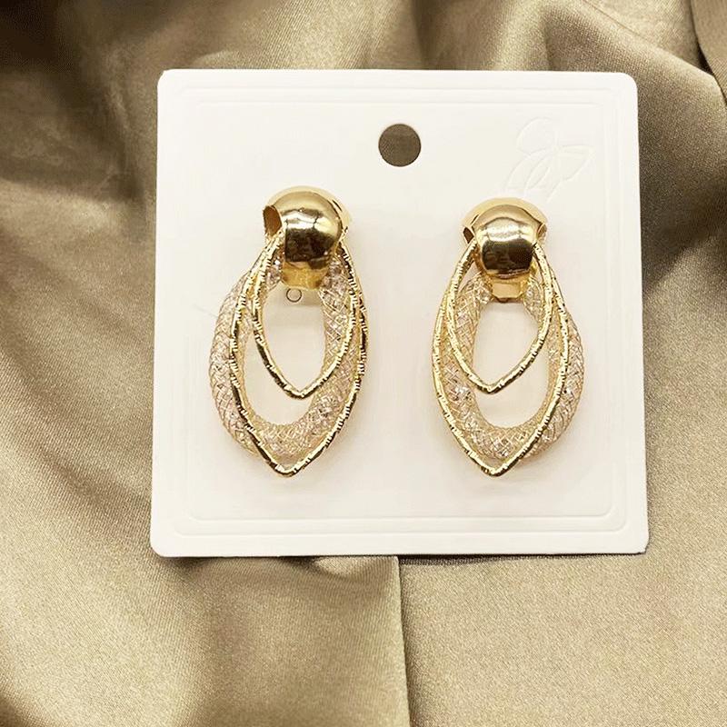 Hollow Net Design Women s Drop Earrings Various Style Female Crystal Hanging Earrings Twisted Braided Geometry Ear Accessories
Hollow Net Design Women s Drop Earrings Various Style Female Crystal Hanging Earrings Twisted Braided Geometry Ear Accessories
