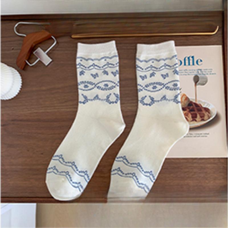 Female Spring and Autumn Bowtie Love Curled Edge Matching Color In Tube Cotton Socks 1 pair
Female Spring and Autumn Bowtie Love Curled Edge Matching Color In Tube Cotton Socks 1 pair