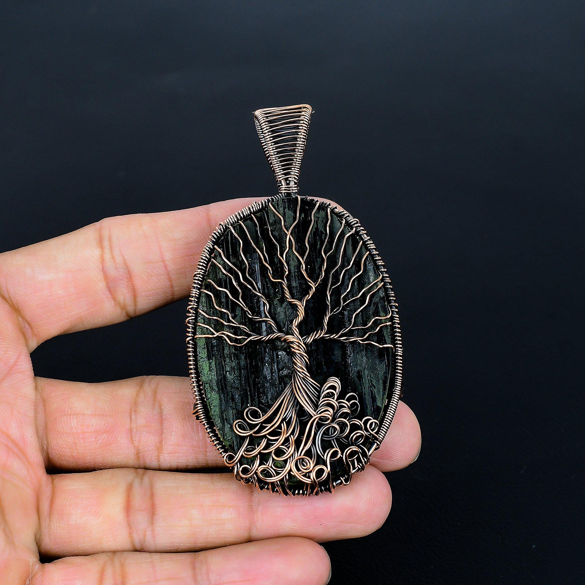 Подвеска Древо Жизни с черным турмалином, Подвеска из проволоки из меди 999 пробы, Ювелирные изделия с драгоценными камнями, Подвеска ручной работы, Удивительные украшения, Подарок для нее 3.43 Inches
Подвеска Древо Жизни с черным турмалином, Подвеска из проволоки из меди 999 пробы, Ювелирные изделия с драгоценными камнями, Подвеска ручной работы, Удивительные украшения, Подарок для нее 3.43 Inches