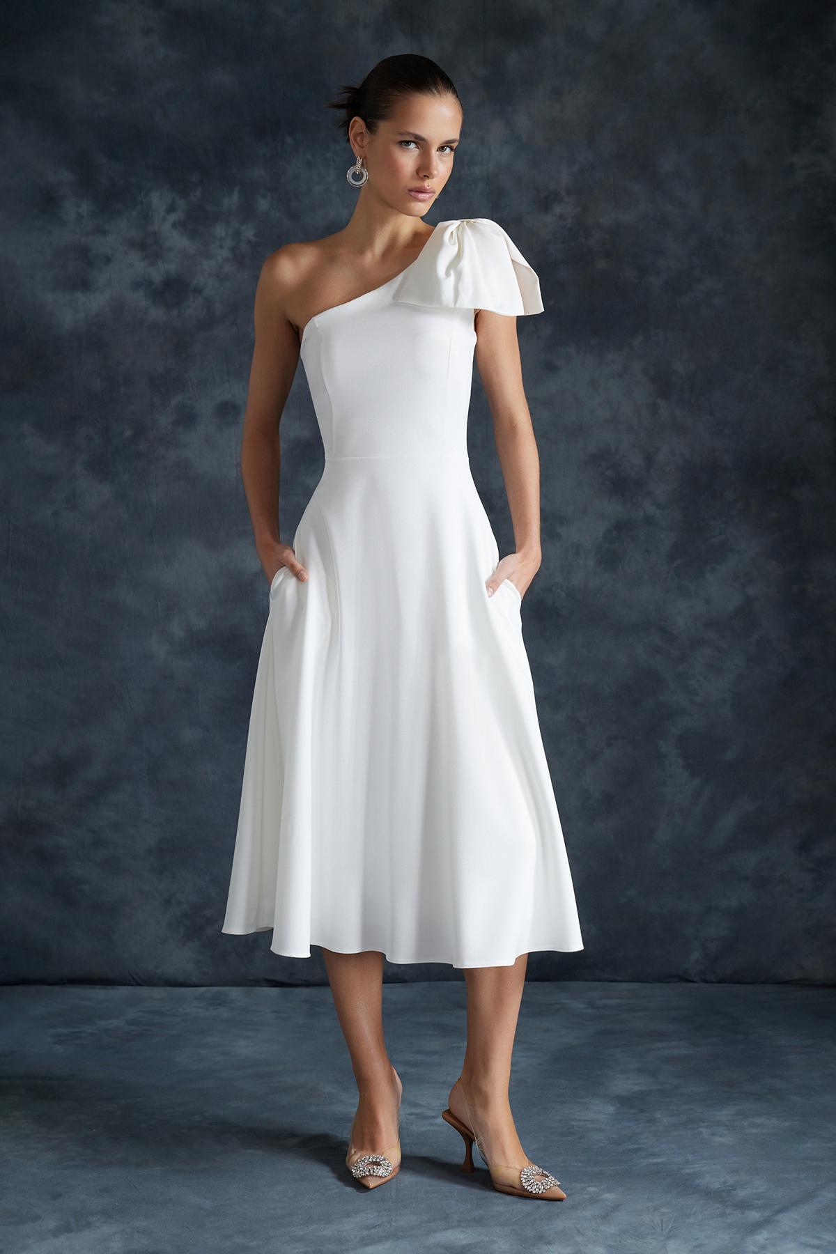 Women s Dress New Season Fashion Bridal White Bow Detailed Wedding Wedding Elegant Evening Dress XS червоно-коричневий
Women s Dress New Season Fashion Bridal White Bow Detailed Wedding Wedding Elegant Evening Dress XS червоно-коричневий
