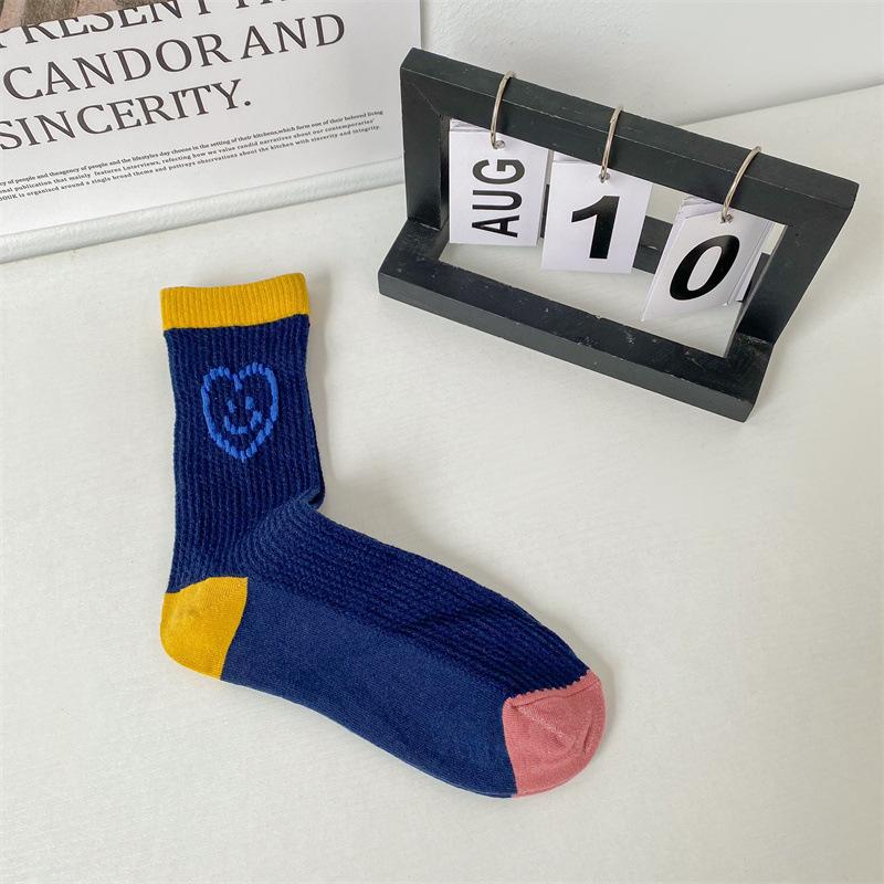 South Korea Dongdaemun Women S Socks Personality Love Smiley Face Cotton Socks Autumn And Winter Contrasting Color Medium Tube Socks Versatile Trendy One size fits all
South Korea Dongdaemun Women S Socks Personality Love Smiley Face Cotton Socks Autumn And Winter Contrasting Color Medium Tube Socks Versatile Trendy One size fits all