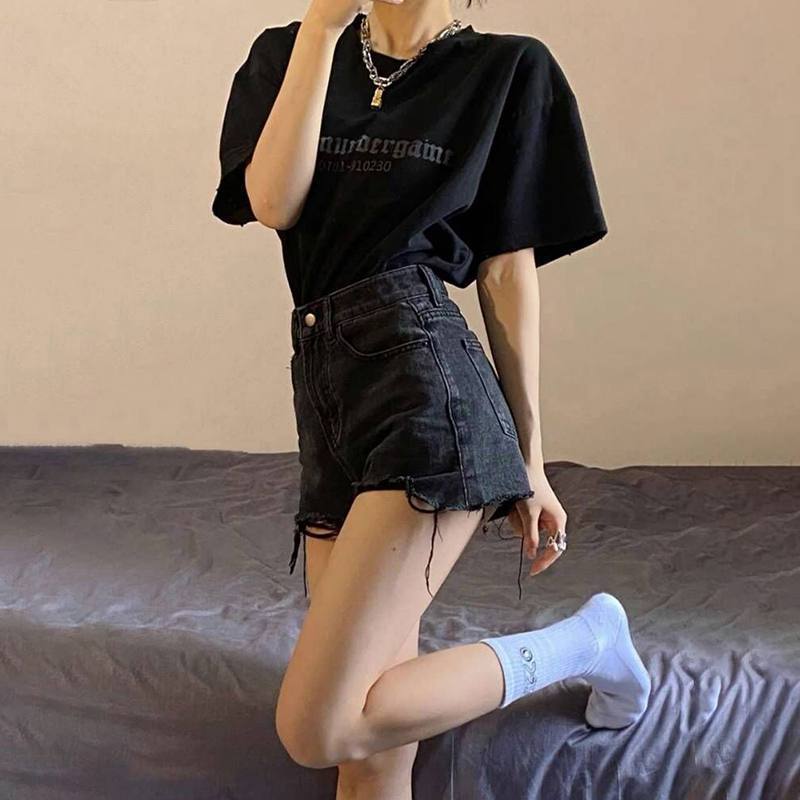 Женские джинсовые шорты, джинсы, модные повседневные короткие джинсы больших размеров XS черный серый
Женские джинсовые шорты, джинсы, модные повседневные короткие джинсы больших размеров XS черный серый