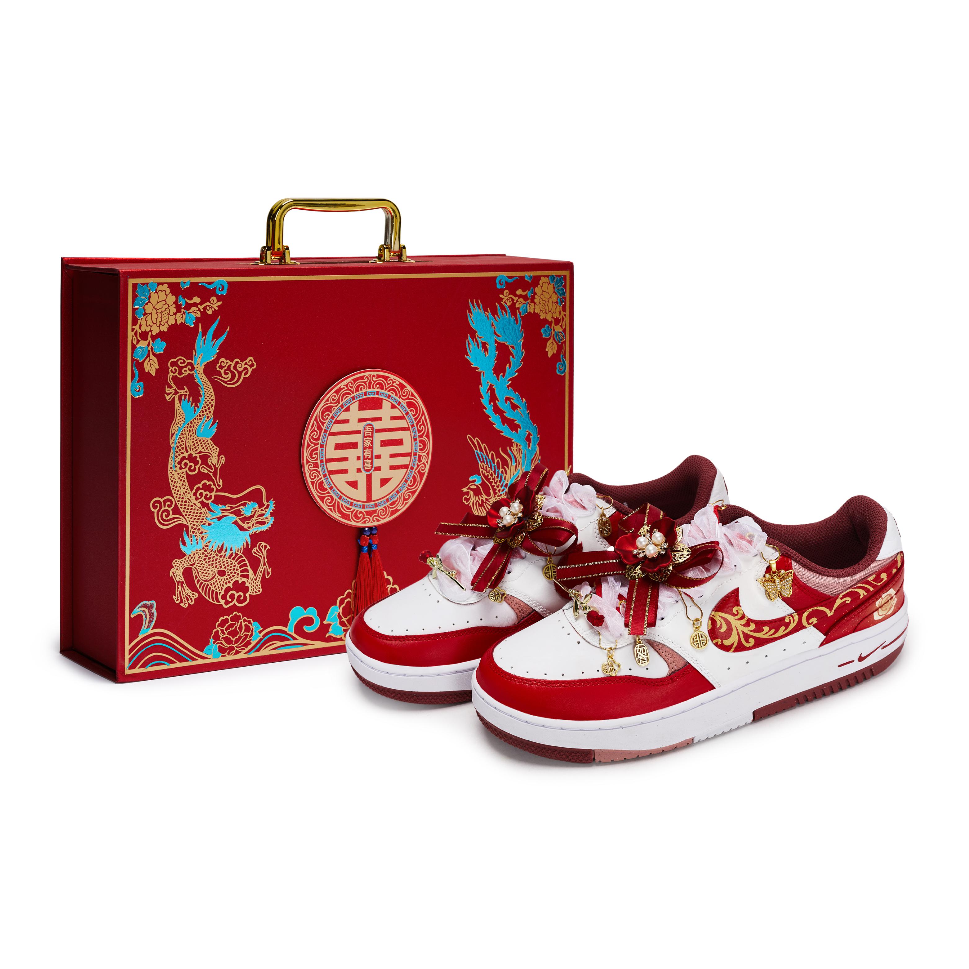Nike Gamma Force Skateboard Shoes Women s Low Top White/Red/Gold FQ8877-100(Team80-S-BOX) 35.5
Nike Gamma Force Skateboard Shoes Women s Low Top White/Red/Gold FQ8877-100(Team80-S-BOX) 35.5