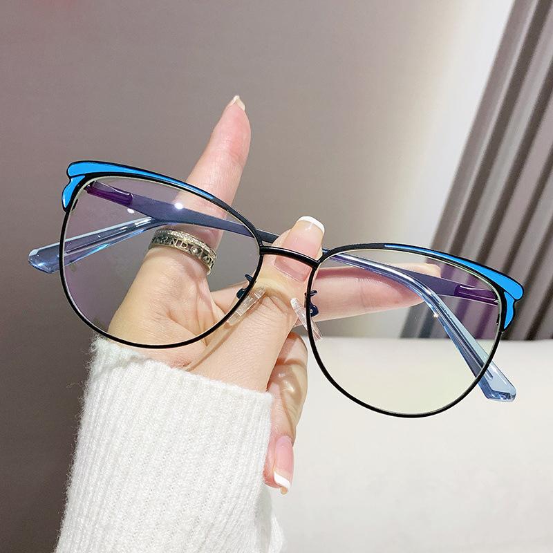 Blue Lightweight Filtering Glasses Women Large-sized Eyeglasses Transparent Cat-eye Computer Use Myopia Glasses Safety Eyewear Alloy Spectacles -2 0
Blue Lightweight Filtering Glasses Women Large-sized Eyeglasses Transparent Cat-eye Computer Use Myopia Glasses Safety Eyewear Alloy Spectacles -2 0