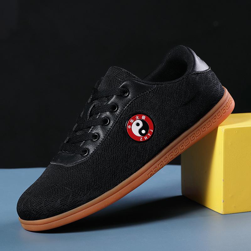 Spring new tai chi shoes soft mesh beef tendon sole martial arts kung fu shoes fitness shoes 44 чорний
Spring new tai chi shoes soft mesh beef tendon sole martial arts kung fu shoes fitness shoes 44 чорний