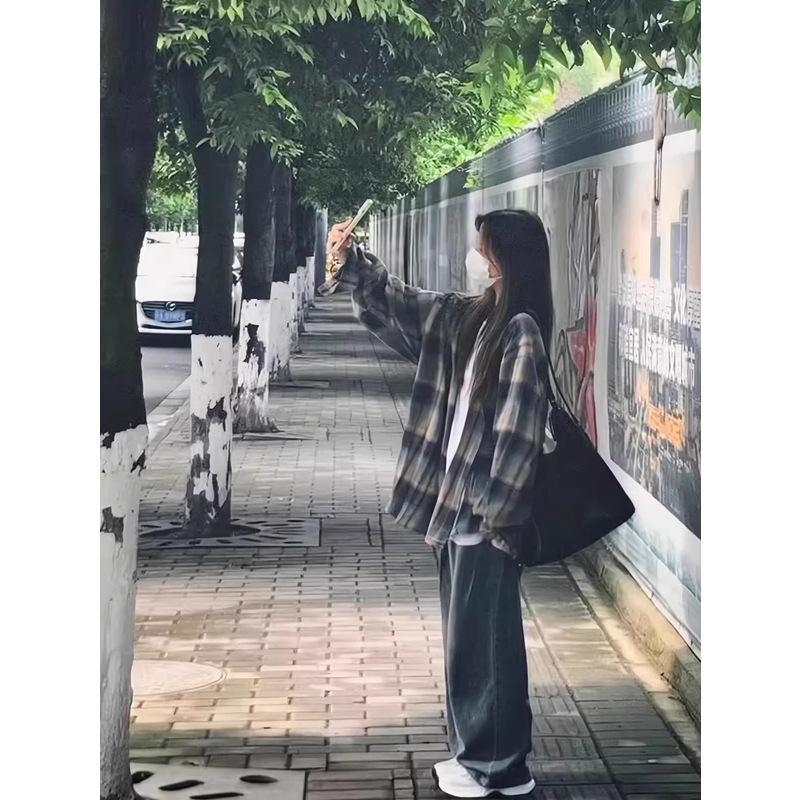 Women s Korean-Style Loose Plaid Shirt Jacket, Spring/Autumn 2024 Hong Kong Fashion Long Sleeve Top S
Women s Korean-Style Loose Plaid Shirt Jacket, Spring/Autumn 2024 Hong Kong Fashion Long Sleeve Top S