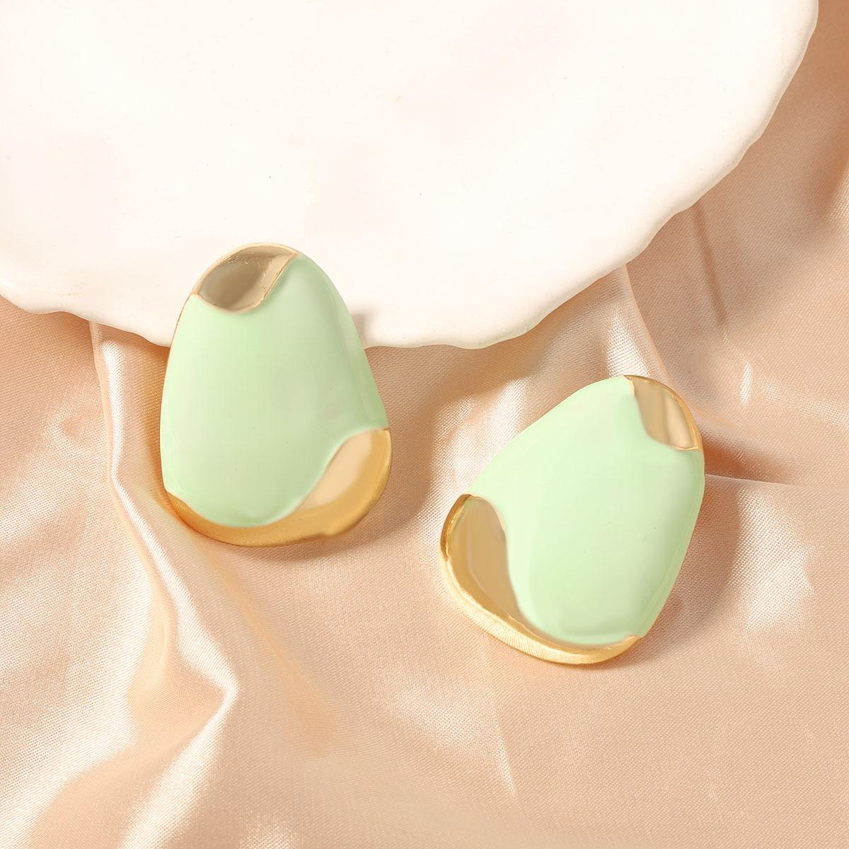 Creative and unique design feeling fresh and sweet multi-color geometric quadrilateral stud earrings simple daily commute зелений
Creative and unique design feeling fresh and sweet multi-color geometric quadrilateral stud earrings simple daily commute зелений