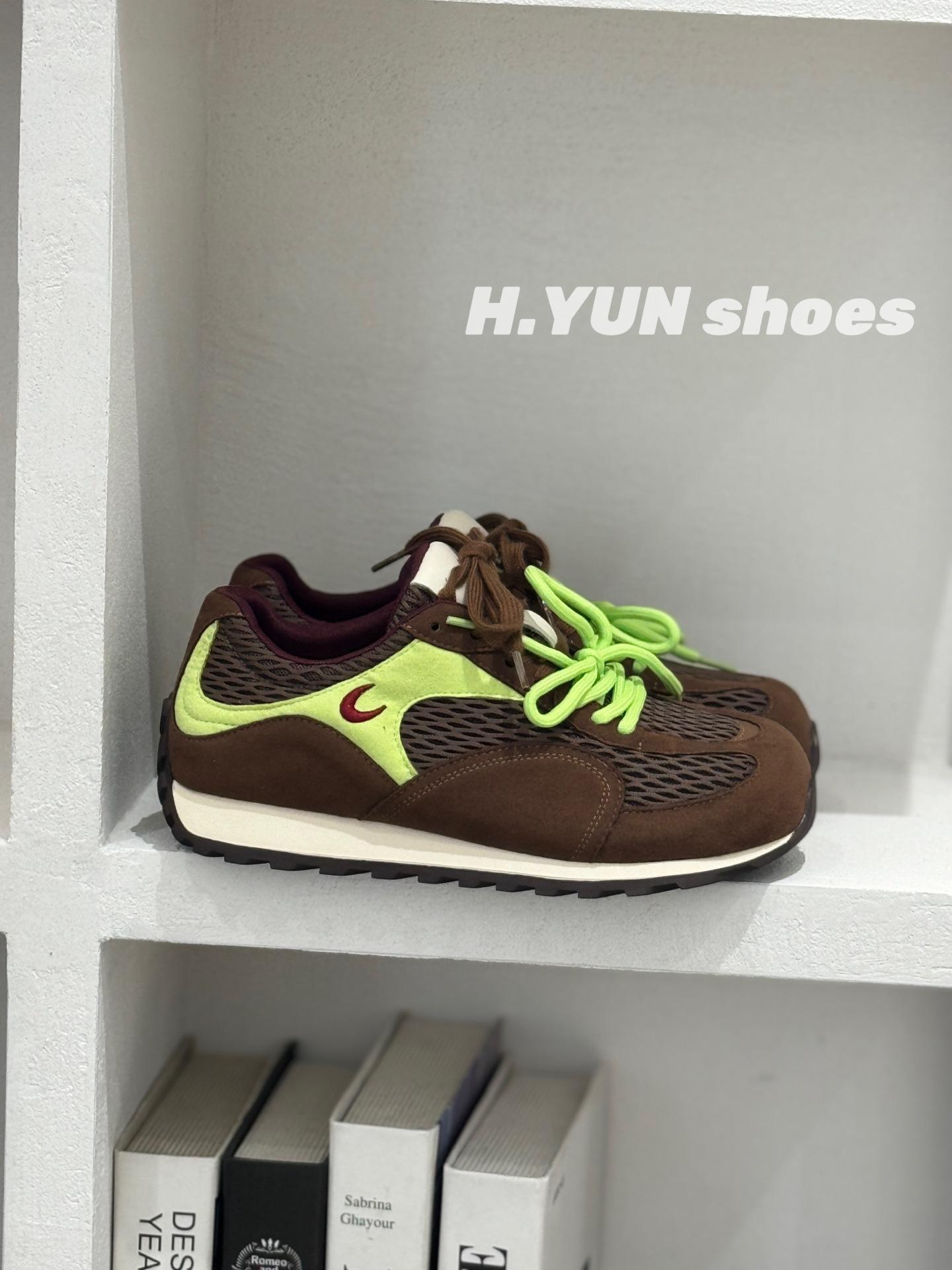 Бренд Tide 2025 новые сетчатые дышащие повседневные спортивные туфли женские легкие кроссовки для бега и тренировок Forrest Gump нескользящие кроссовки для ходьбы 40 коричневый
Бренд Tide 2025 новые сетчатые дышащие повседневные спортивные туфли женские легкие кроссовки для бега и тренировок Forrest Gump нескользящие кроссовки для ходьбы 40 коричневый