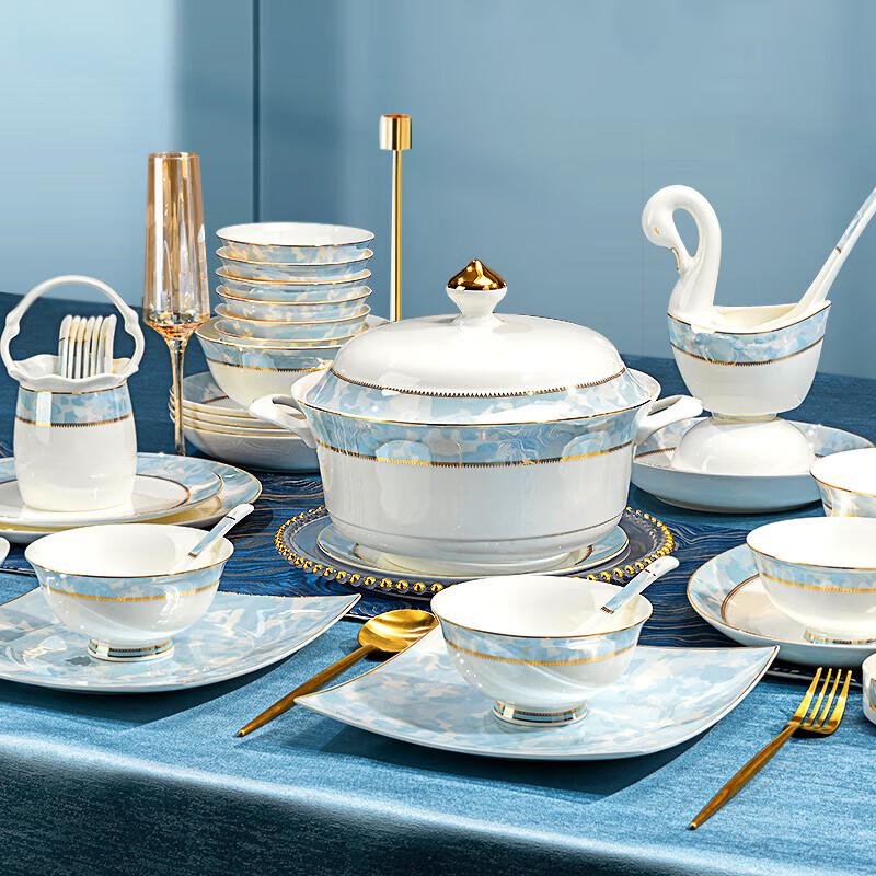 ZISIZ European Style Gold Rim Bone China 56-Piece Dinnerware Set
ZISIZ European Style Gold Rim Bone China 56-Piece Dinnerware Set