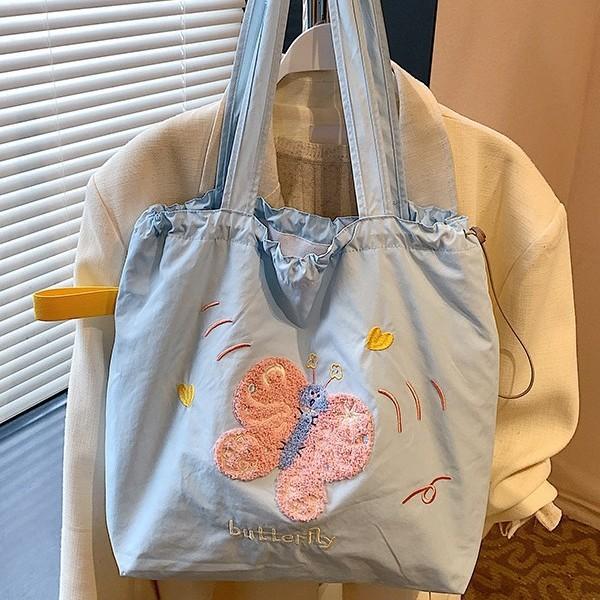New cartoon handbag drawstring large capacity tote bag casual simple shoulder bag
New cartoon handbag drawstring large capacity tote bag casual simple shoulder bag