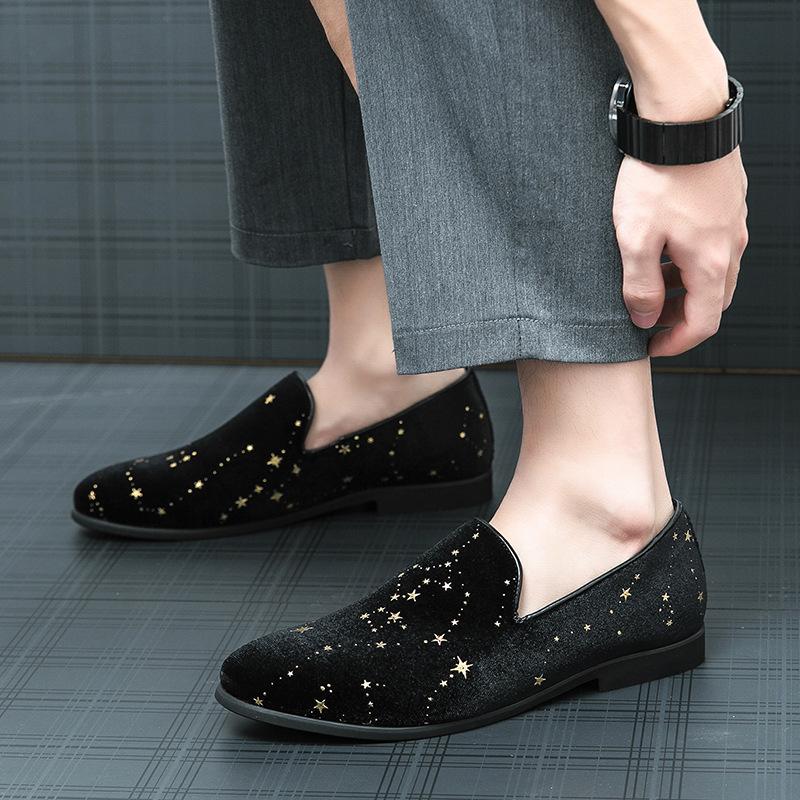 2025 large size men s leather shoes size 38-46 lazy pointed men s shoes loafer leather shoes British one-pedal leather shoes 38 чёрный
2025 large size men s leather shoes size 38-46 lazy pointed men s shoes loafer leather shoes British one-pedal leather shoes 38 чёрный