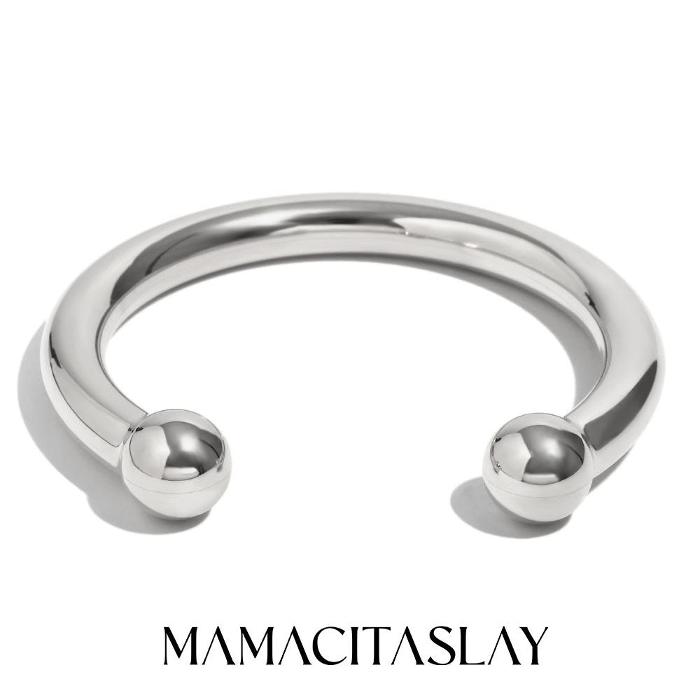 MamacitaSlay Classic 18K Gold Plated Stainless Steel Wide Edge Open Bracelet For Women s Retro Waterproof Wrist Jewelry Gift 60-72mm
MamacitaSlay Classic 18K Gold Plated Stainless Steel Wide Edge Open Bracelet For Women s Retro Waterproof Wrist Jewelry Gift 60-72mm