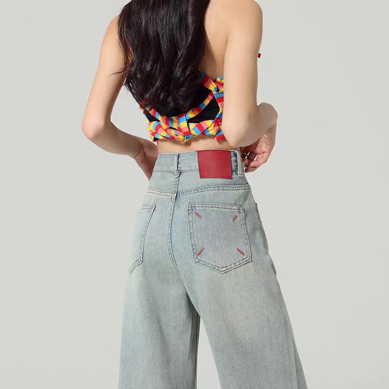 Женские джинсы больших размеров с вышивкой, широкие брючины, высокая посадка - летние, стройнящие, свободного кроя M
Женские джинсы больших размеров с вышивкой, широкие брючины, высокая посадка - летние, стройнящие, свободного кроя M