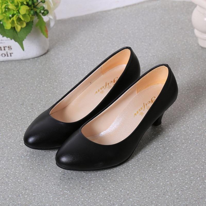 Four Seasons High Heel Single Shoes Women s Medium Low Heel Fashion Pointed Shoes 5CM Coarse Heel Casual Leather Shoes Low Heel Work Performance Shoes 40 матовий чорний колір
Four Seasons High Heel Single Shoes Women s Medium Low Heel Fashion Pointed Shoes 5CM Coarse Heel Casual Leather Shoes Low Heel Work Performance Shoes 40 матовий чорний колір