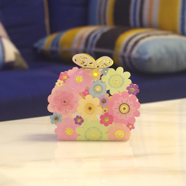 WTEMPO Hollow-out Paper Gift Boxes Featuring Flowers Butterflies Designed for Wedding Souvenirs Elegant Cartoon-Themed Party Candy and Snack Packaging 10pcs різнокольоровий
WTEMPO Hollow-out Paper Gift Boxes Featuring Flowers Butterflies Designed for Wedding Souvenirs Elegant Cartoon-Themed Party Candy and Snack Packaging 10pcs різнокольоровий