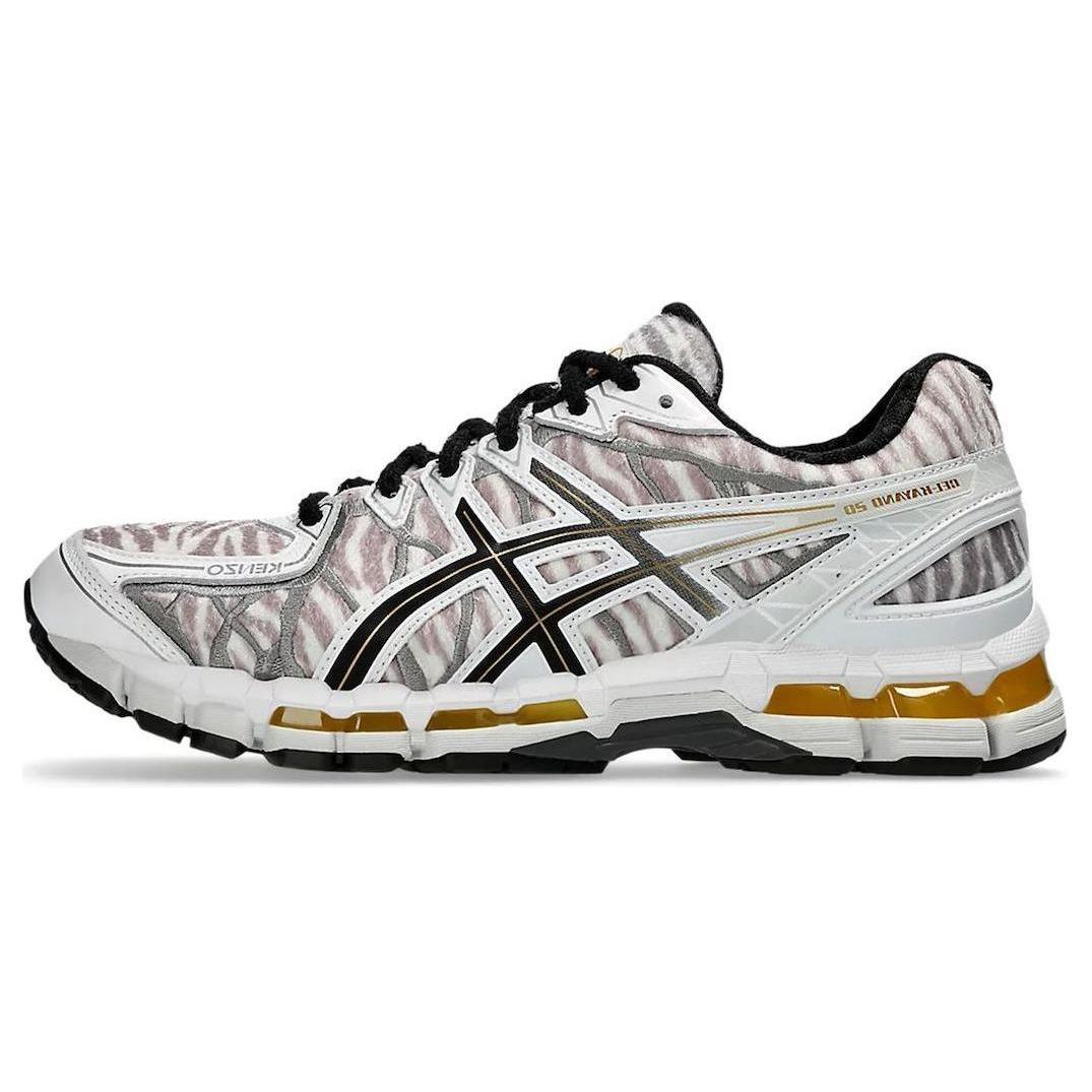 Новые Asics Gel Kayano 20 Kenzo Glacier Grey 1201B032-020 37.5
Новые Asics Gel Kayano 20 Kenzo Glacier Grey 1201B032-020 37.5