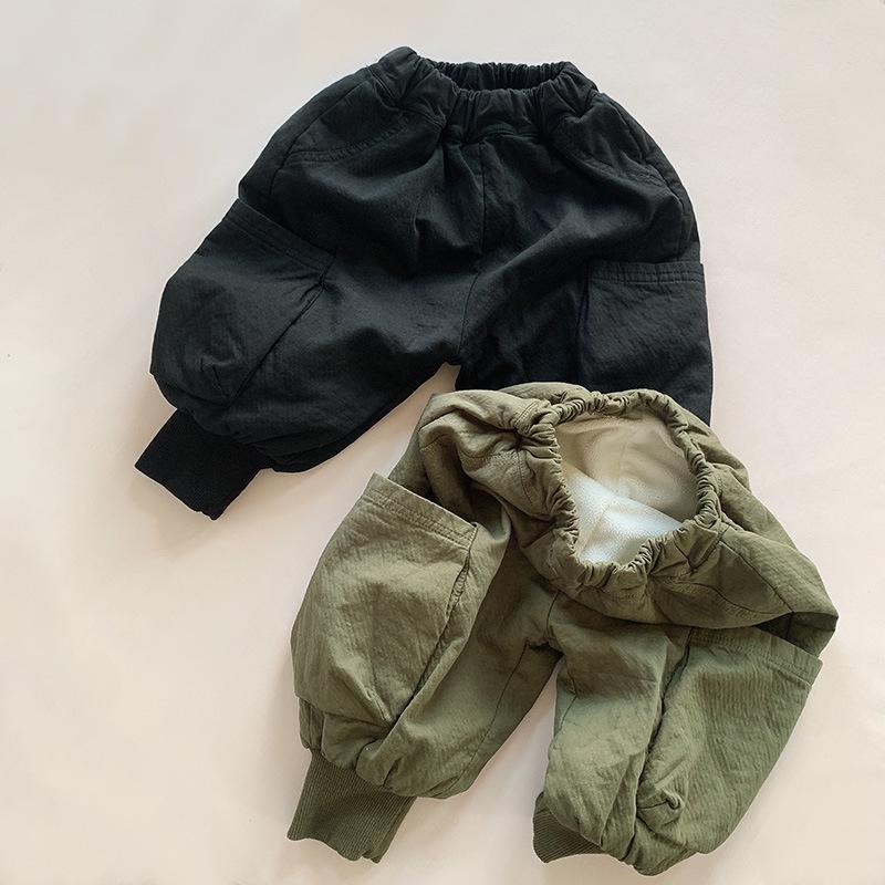 Children s Winter Fleece-Lined Cargo Pants - Korean Style for Boys & Girls, Trendy and Comfortable Toddler Wear 110 cm чорний
Children s Winter Fleece-Lined Cargo Pants - Korean Style for Boys & Girls, Trendy and Comfortable Toddler Wear 110 cm чорний