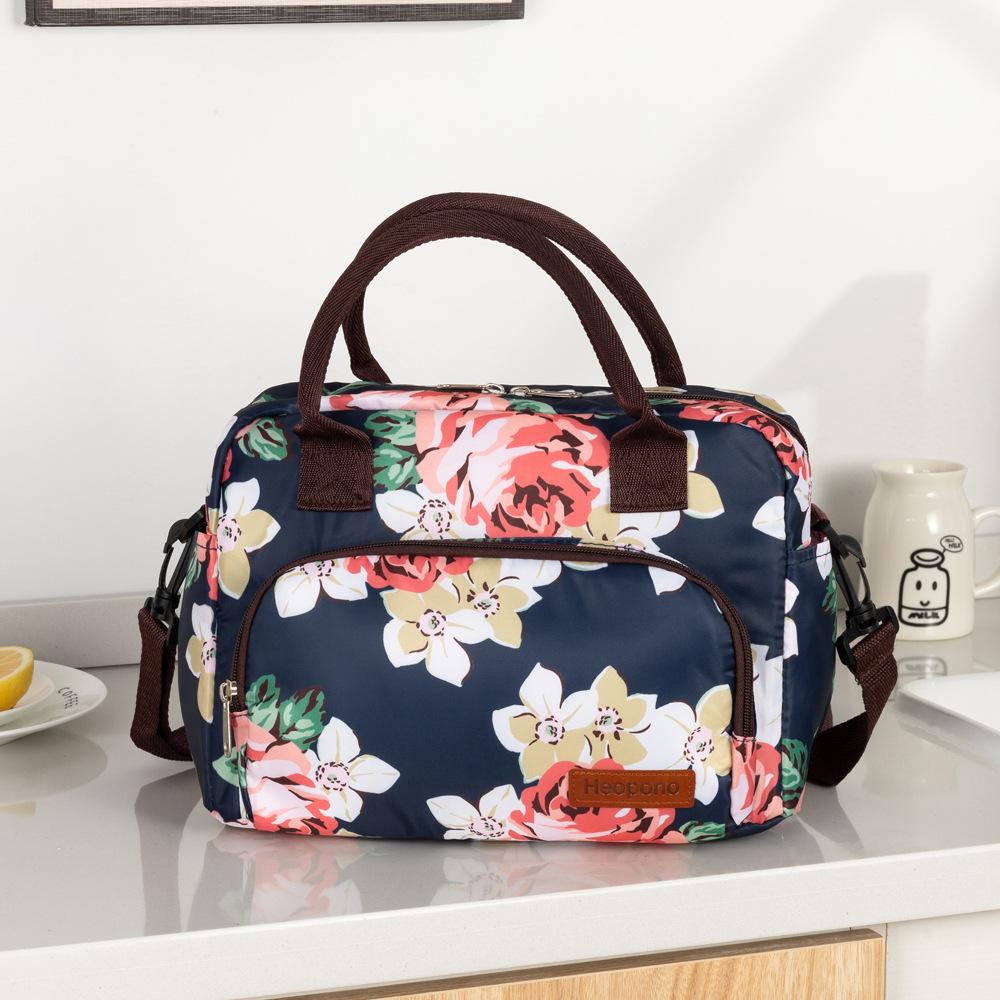 Large Capaci Women Travel Oxford Cloth Thermal Cooler Food Storage Bag Portable Cross-body Picnic Lunch Box Bag
Large Capaci Women Travel Oxford Cloth Thermal Cooler Food Storage Bag Portable Cross-body Picnic Lunch Box Bag
