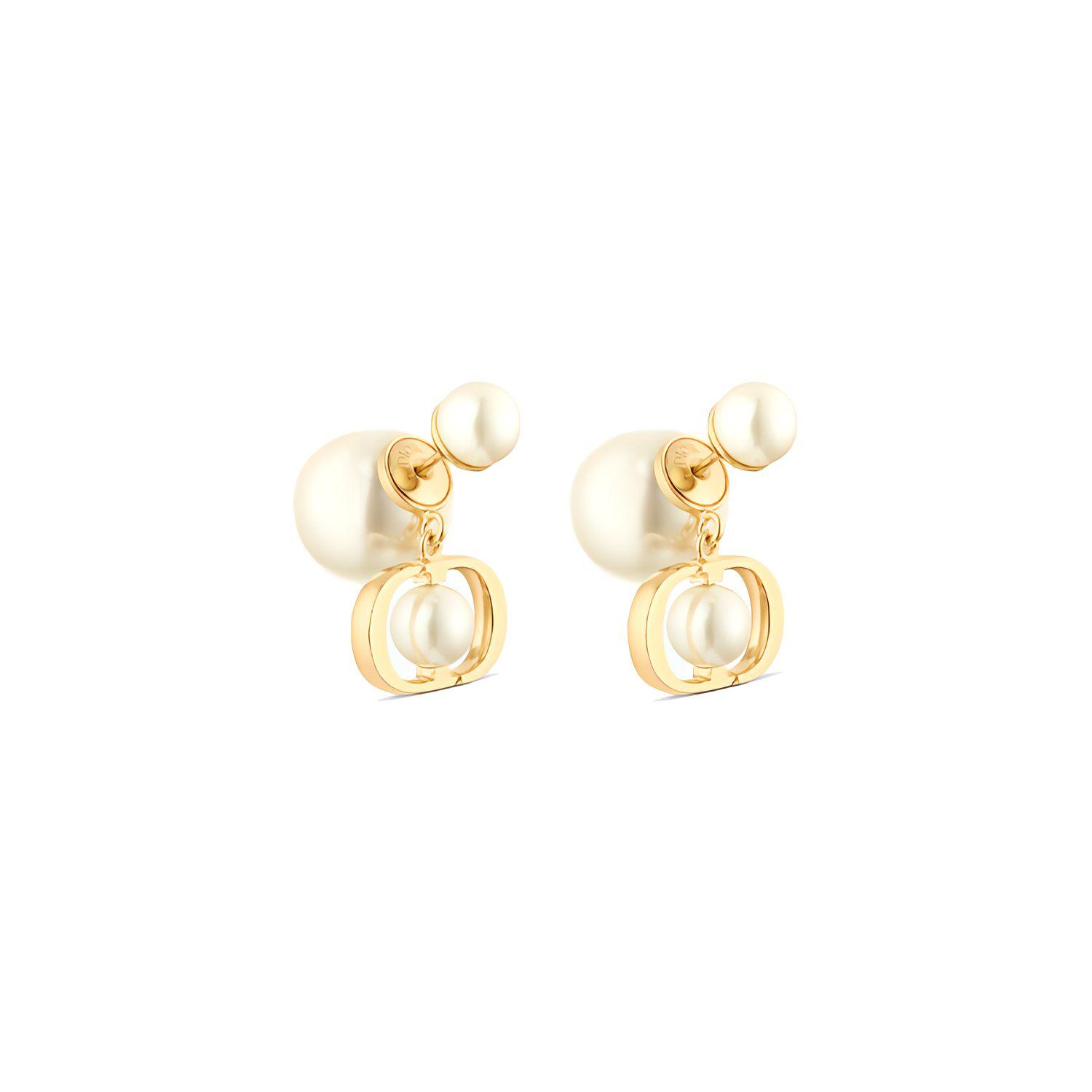 Dior Logo Resin Pearl Metal Earrings Women Earrings White E3213WOMRSD301 F,White
Dior Logo Resin Pearl Metal Earrings Women Earrings White E3213WOMRSD301 F,White